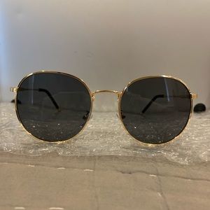 Italian Wyetta Sunglasses